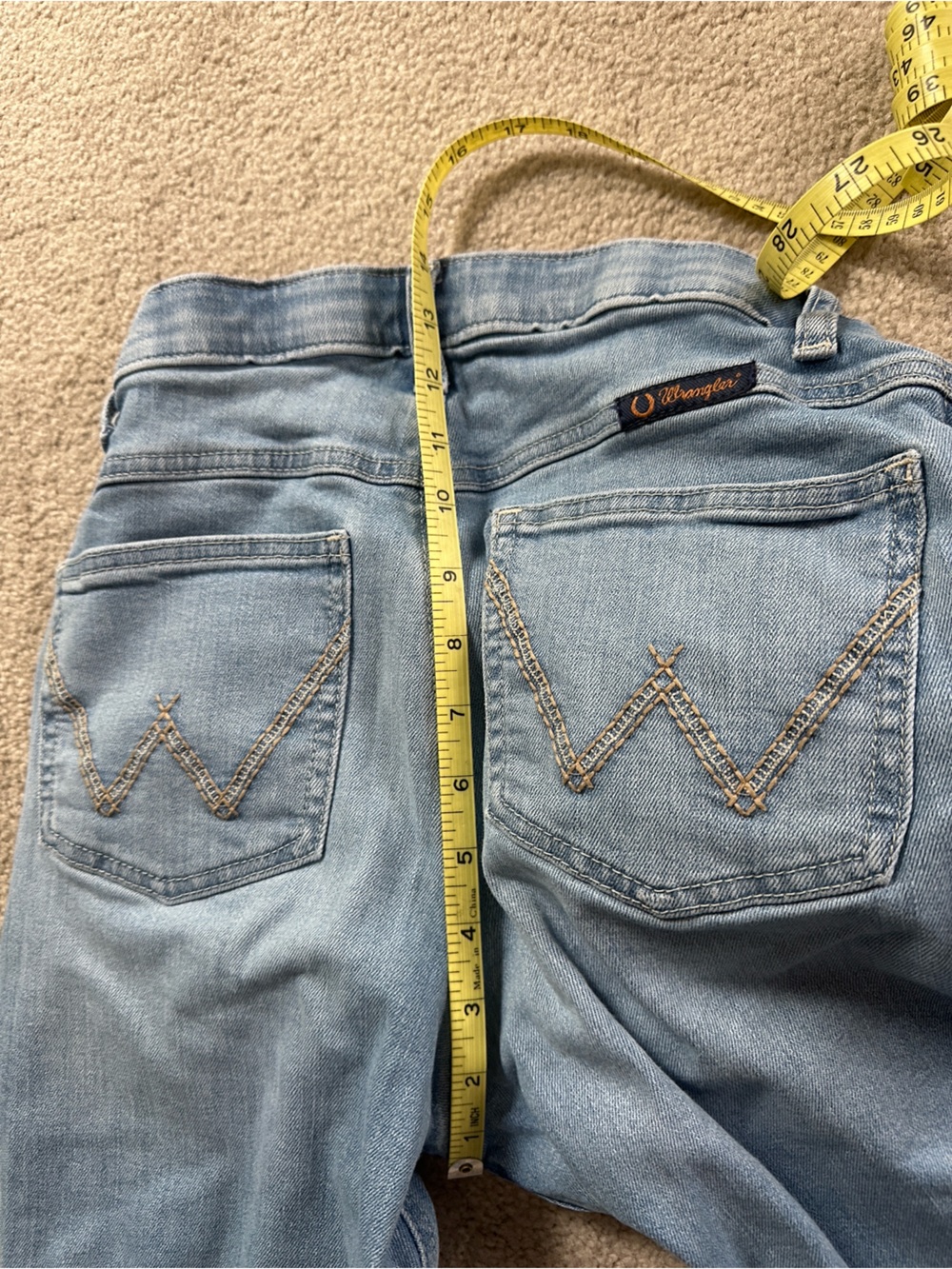 Wrangler Light Blue Flared Women's Willow Jeans EUC - Picture 8 of 8
